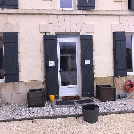 Gite Zen Pres Thermes De Jonzac Bois Exteriör bild